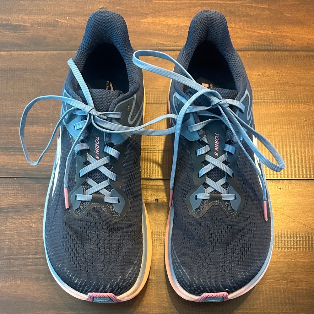 Altra Torin 8 women’s size 9.5